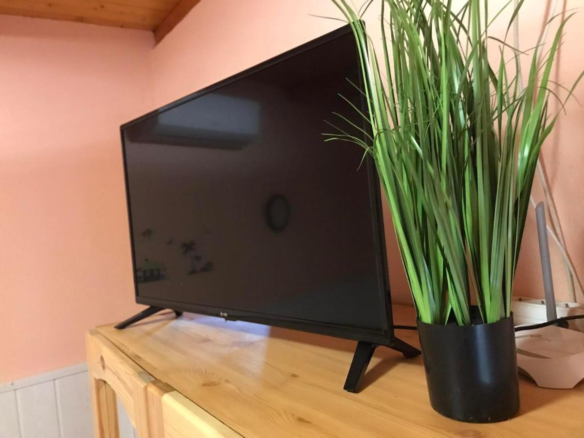 Appartamento Tahiti Apartman Hajdúszoboszló Esterno foto