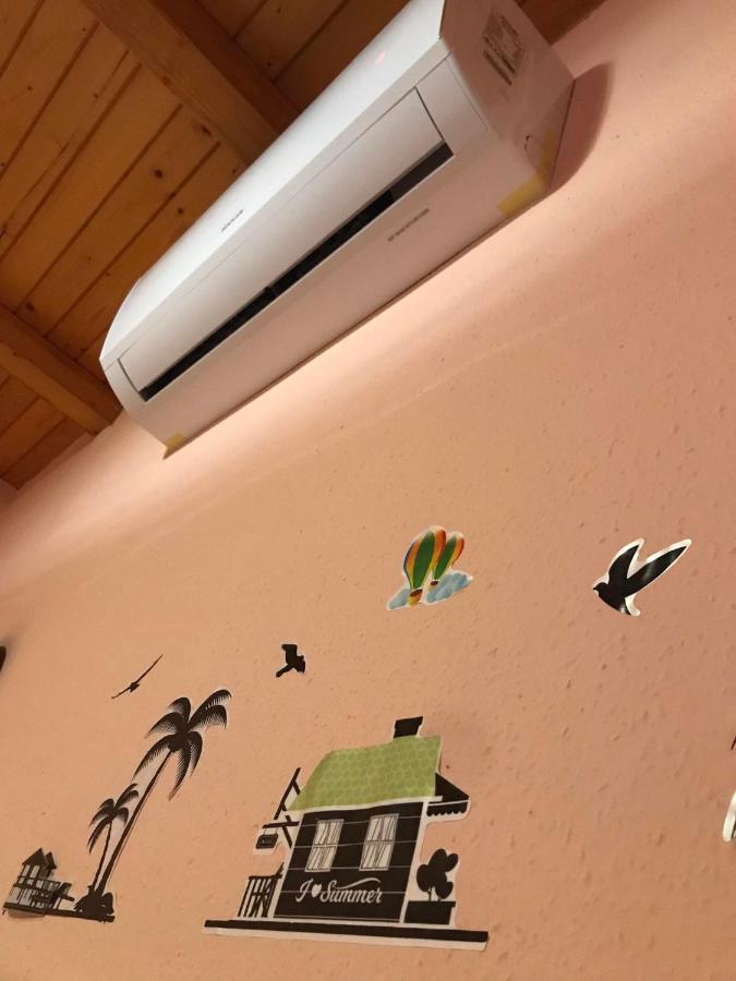 Appartamento Tahiti Apartman Hajdúszoboszló Esterno foto