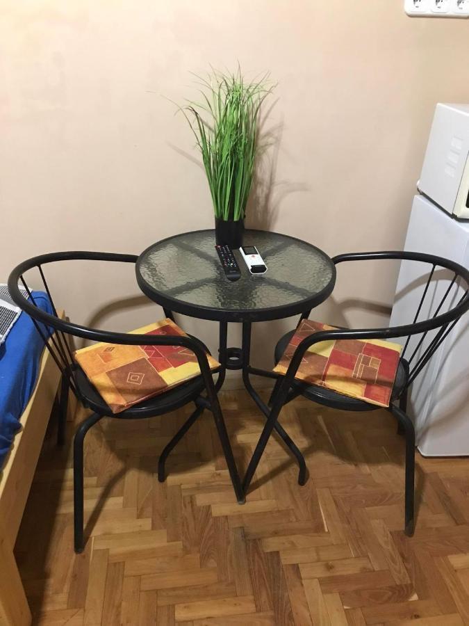 Appartamento Tahiti Apartman Hajdúszoboszló Esterno foto
